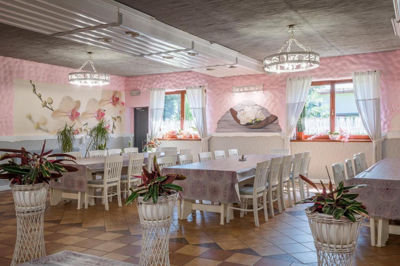 Sangos Osrodek Sportowo-Szkoleniowy Hotel Gorki Wielkie Екстериор снимка