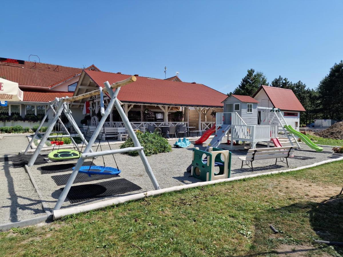 Sangos Osrodek Sportowo-Szkoleniowy Hotel Gorki Wielkie Екстериор снимка