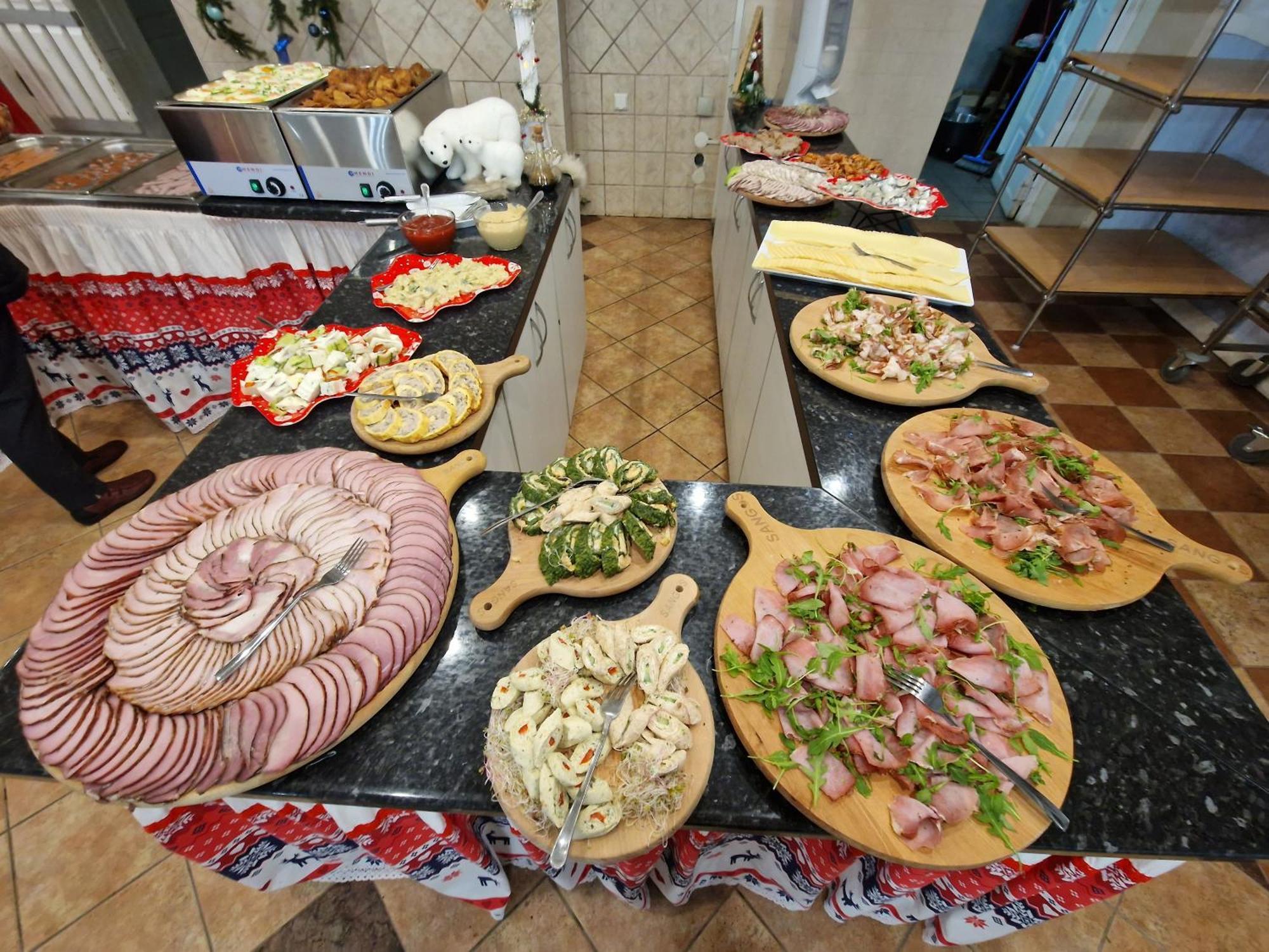 Sangos Osrodek Sportowo-Szkoleniowy Hotel Gorki Wielkie Екстериор снимка