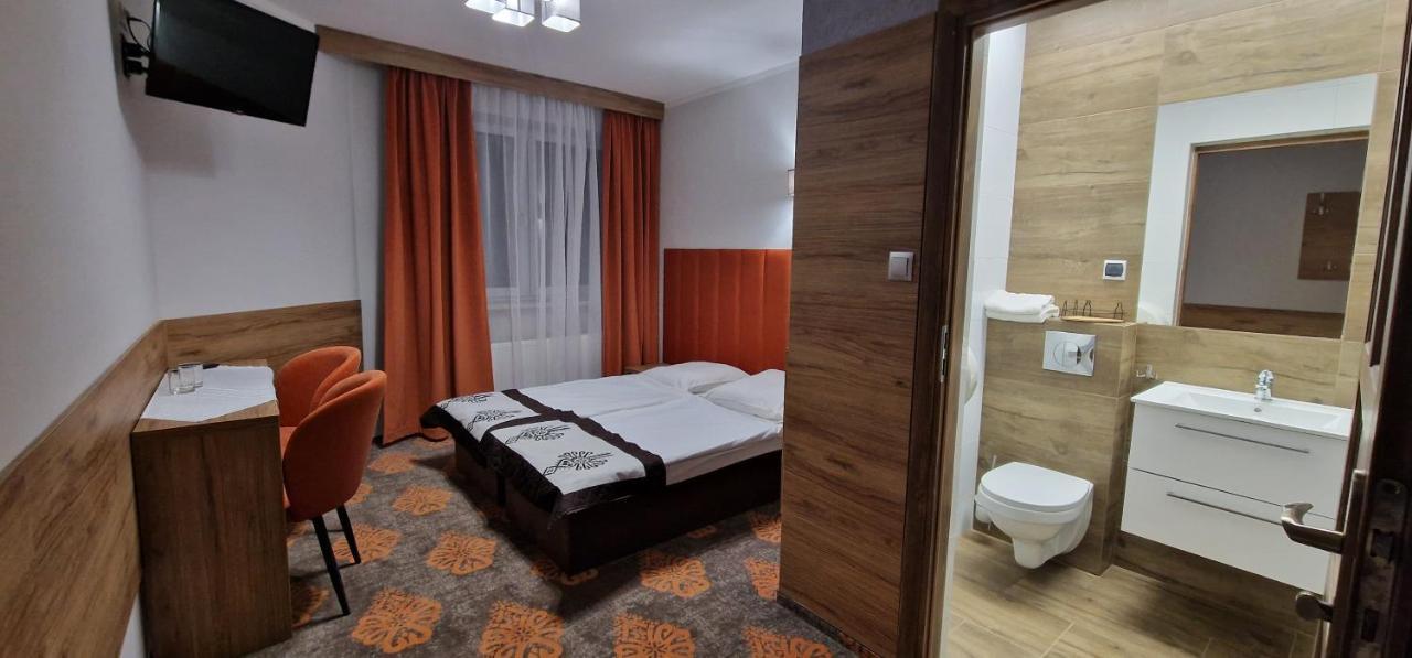 Sangos Osrodek Sportowo-Szkoleniowy Hotel Gorki Wielkie Екстериор снимка